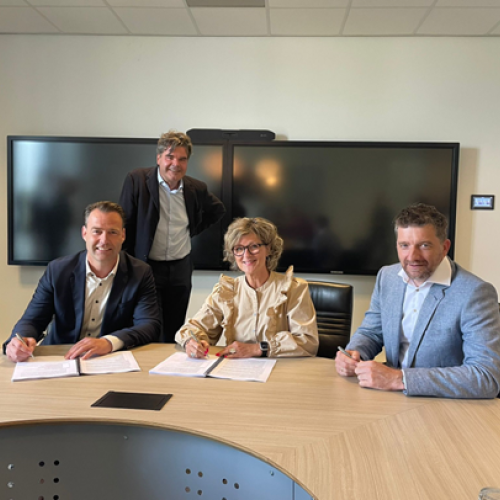 ondertekening overeenkomst Dirksland