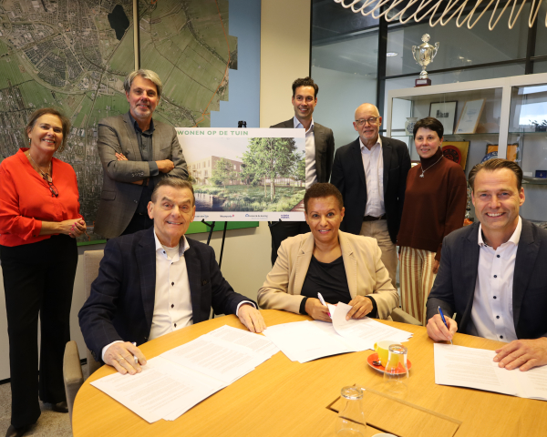 ondertekening Wonen op de Tuin Boskoop