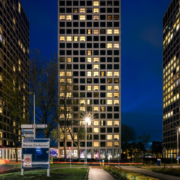 Europoint 3_The Lee Towers_avond.jpg